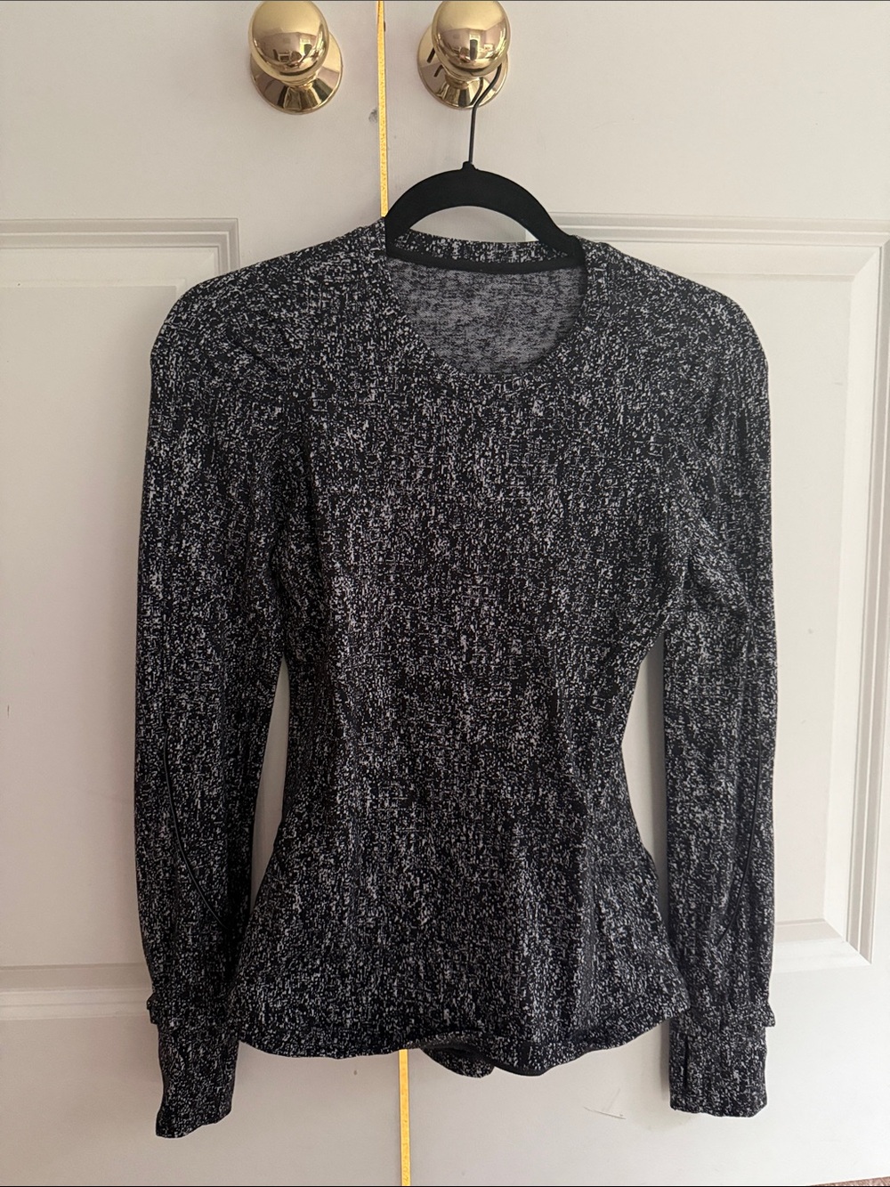Lululemon Black & White Marled Long Sleeve Top